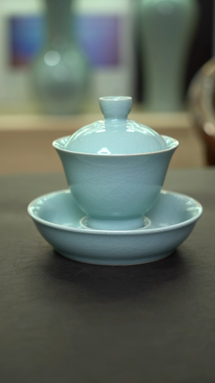 杯子瓷粉青玉兰盖碗