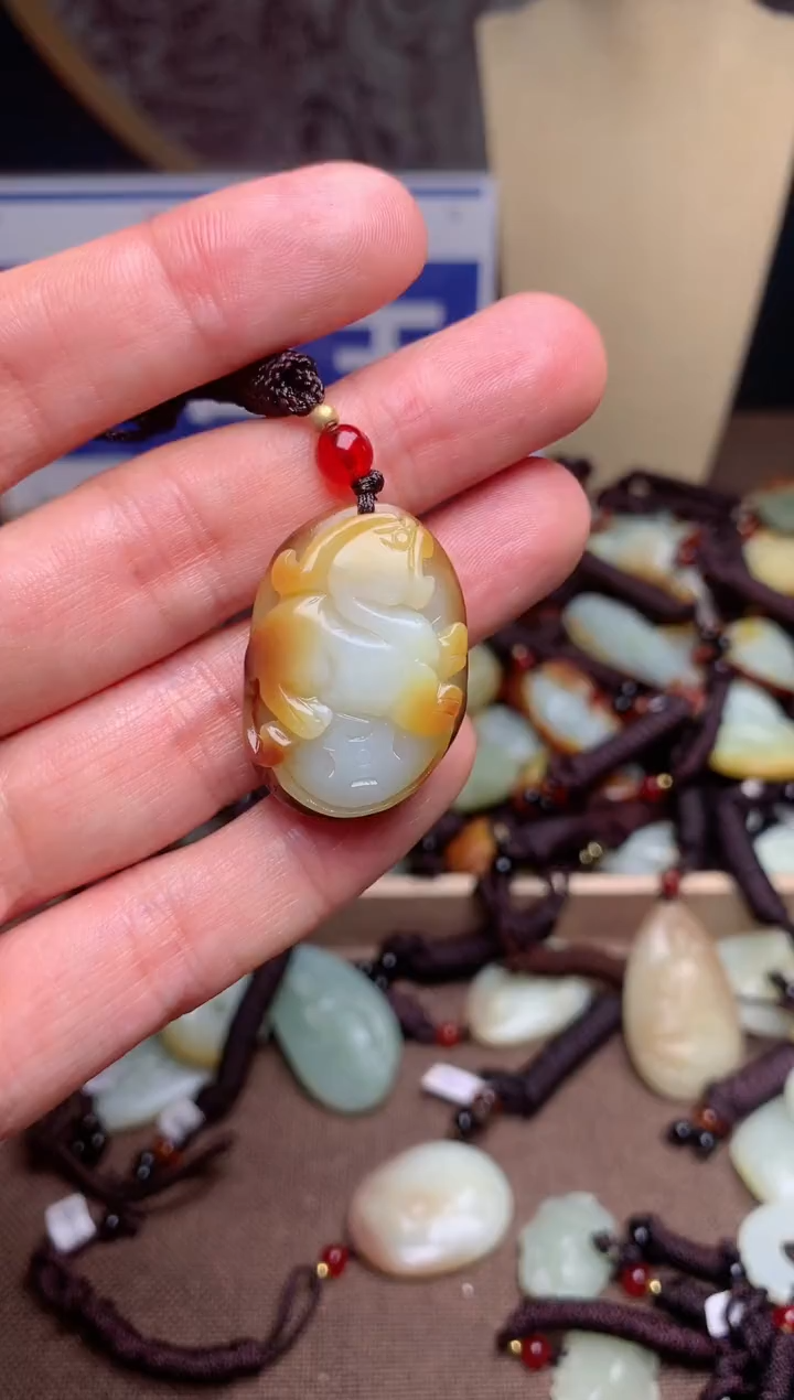 【闪购商品】和田玉颈饰未镶嵌1