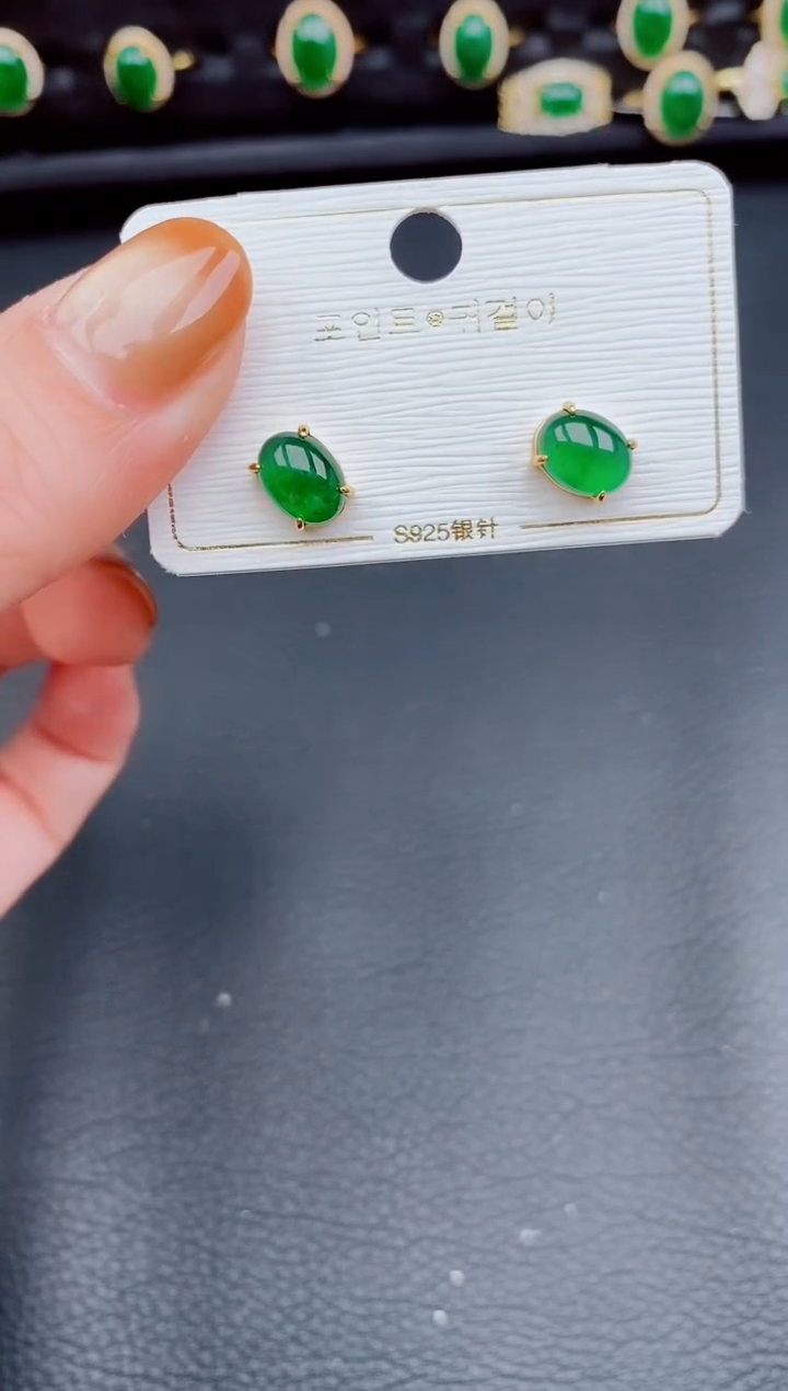 【闪购商品】翡翠耳饰银S925镶嵌天然a货翡翠184