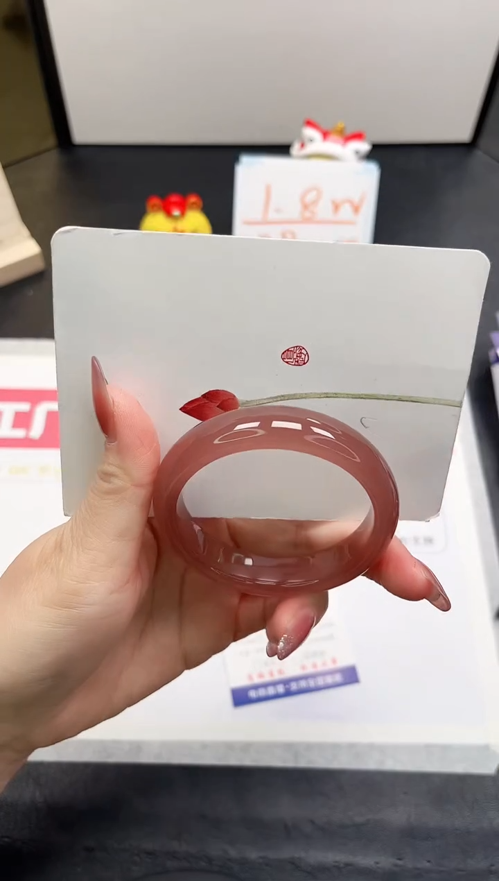 【闪购商品】石英质玉手镯未镶嵌174-54