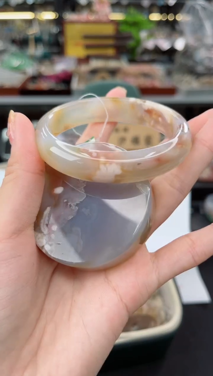 【闪购商品】石英质玉手镯未镶嵌58圈口（不退不换）1572221