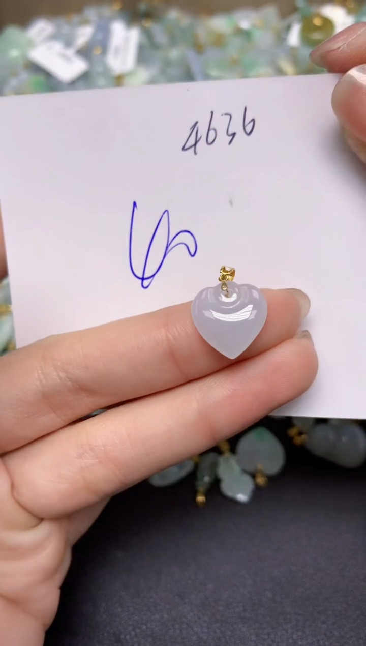 【闪购商品】翡翠颈饰未镶嵌天然翡翠A货