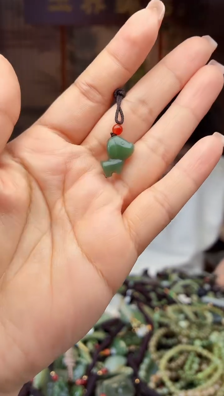 颈饰未镶嵌和田玉多样性发货拍一发一