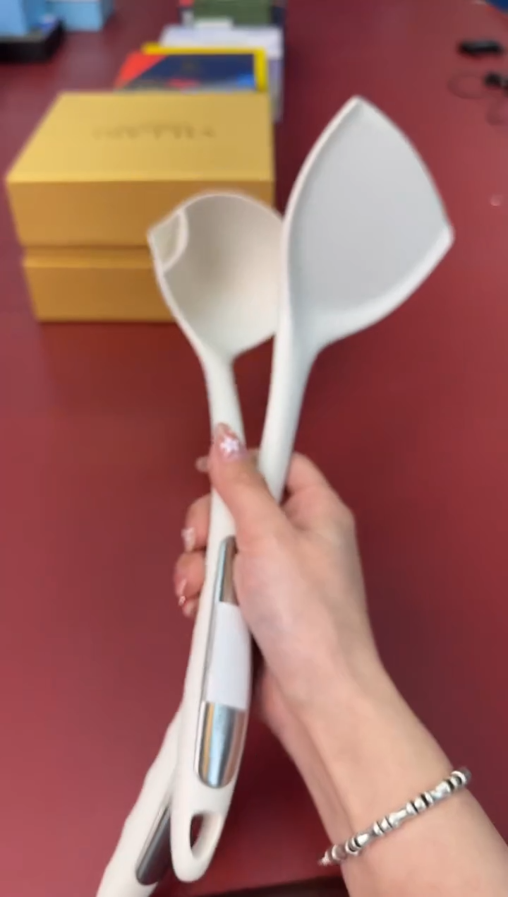 【闪购商品】瓷片正午瓷缘 臻品CQ源泉@@YP394