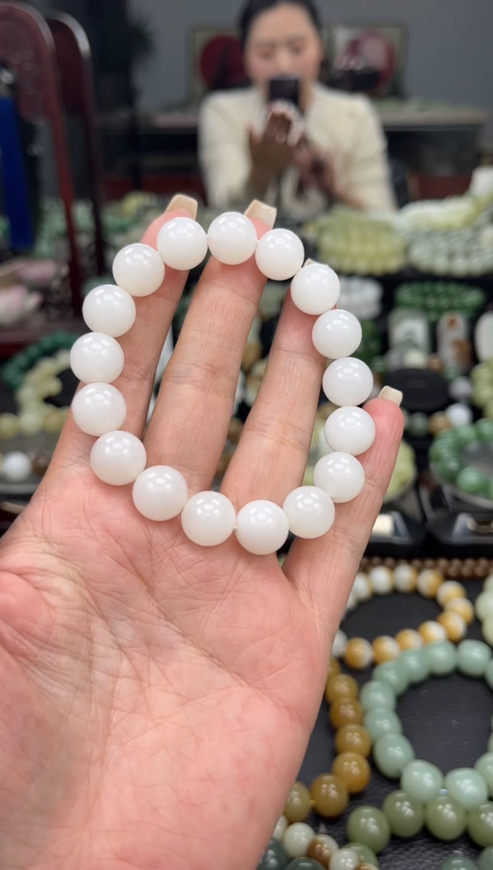 【闪购商品】和田玉手串未镶嵌冰白玉卡12