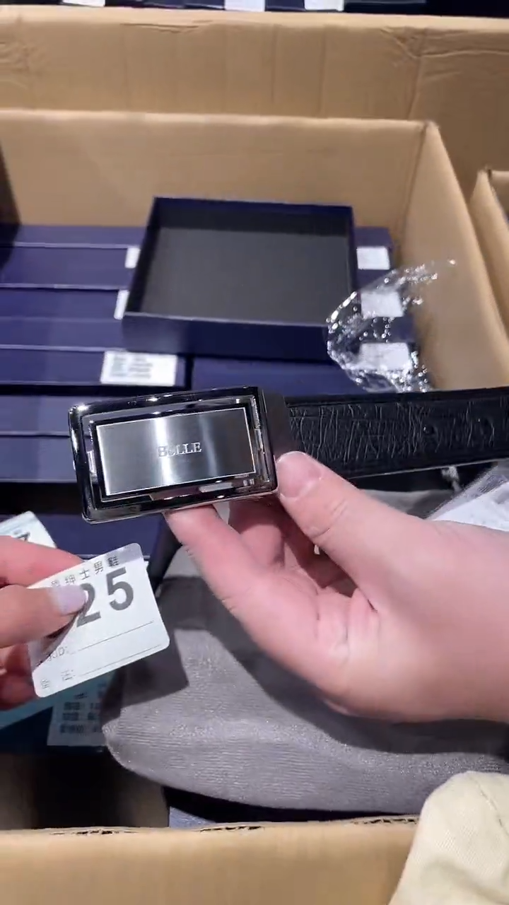 鸵鸟皮（革）325品牌男包清货中（不要卡单，理性消费）/长度120