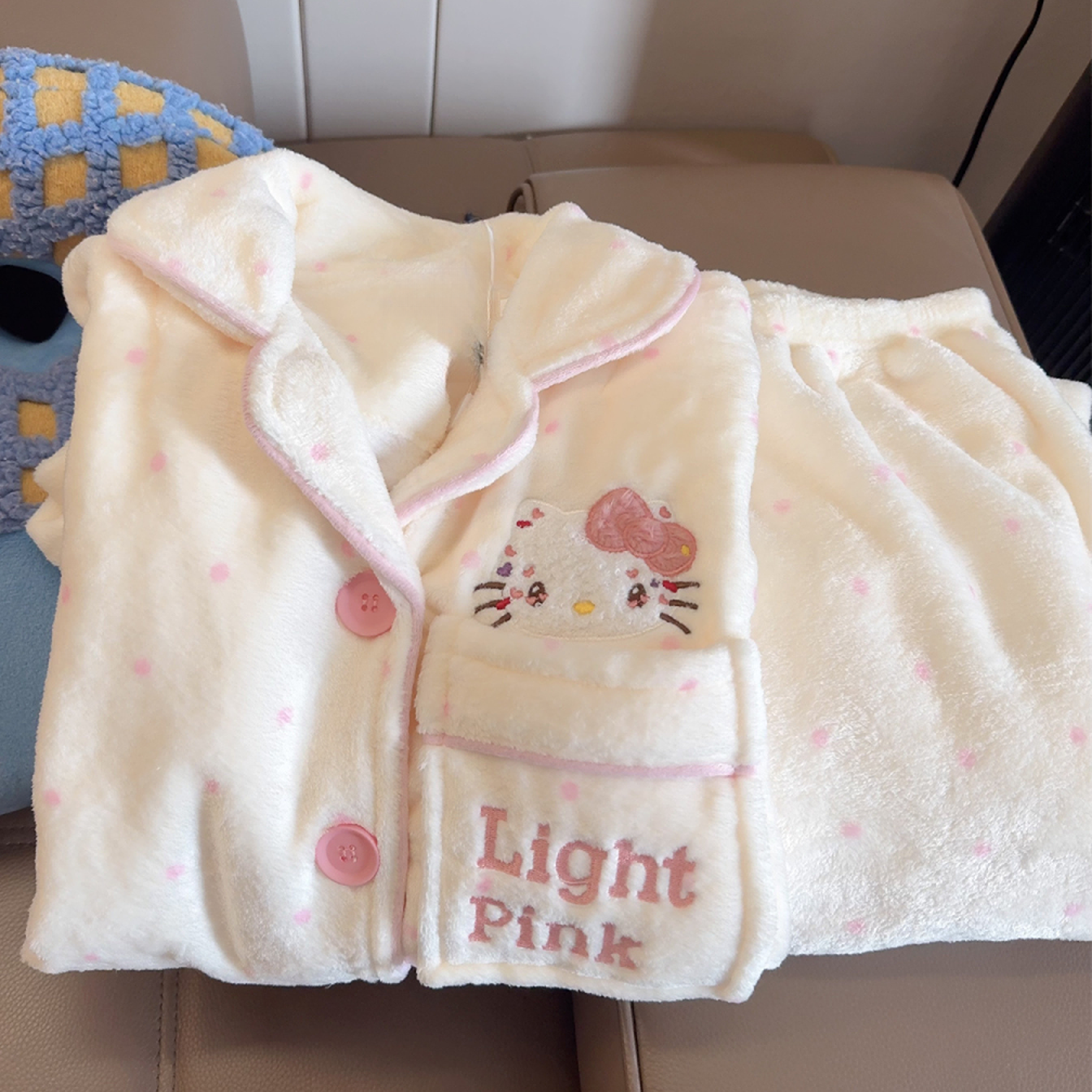 日系ins可爱卡通KT猫珊瑚绒睡衣女款秋冬季法兰绒加厚加绒家居服