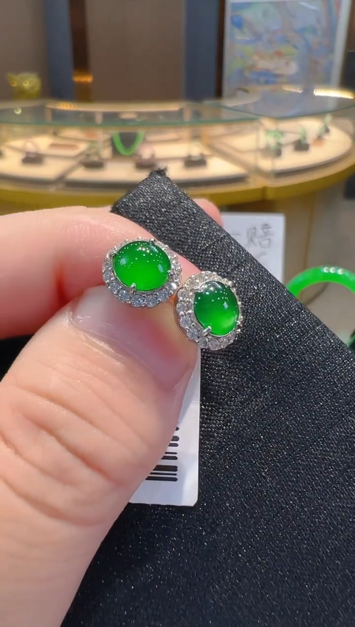 翡翠银S925镶嵌耳钉多样性发其一