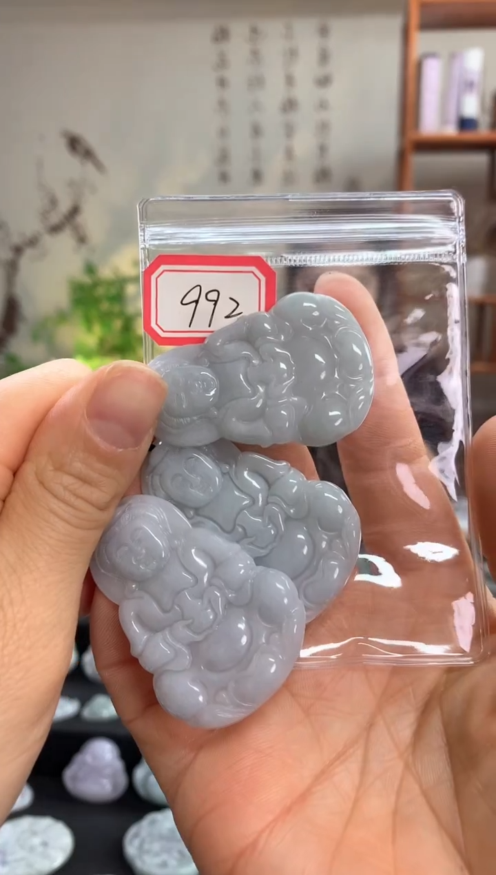 【闪购商品】翡翠颈饰未镶嵌观音 992多样性发一件