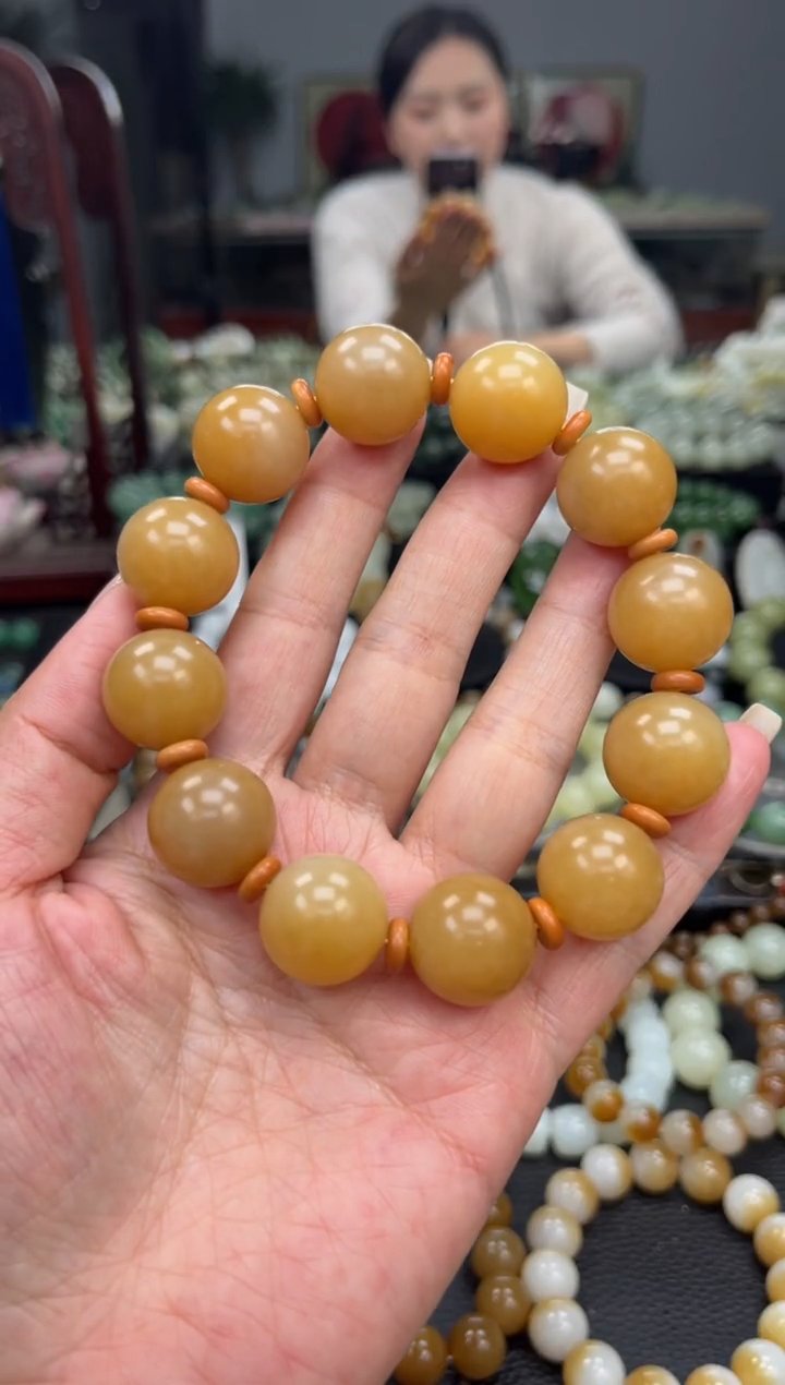 【闪购商品】和田玉手串未镶嵌新疆且末黄金糖卡18
