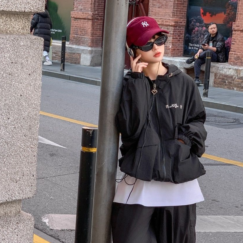 17513高端专享2025老林家天花板春款外套黑色