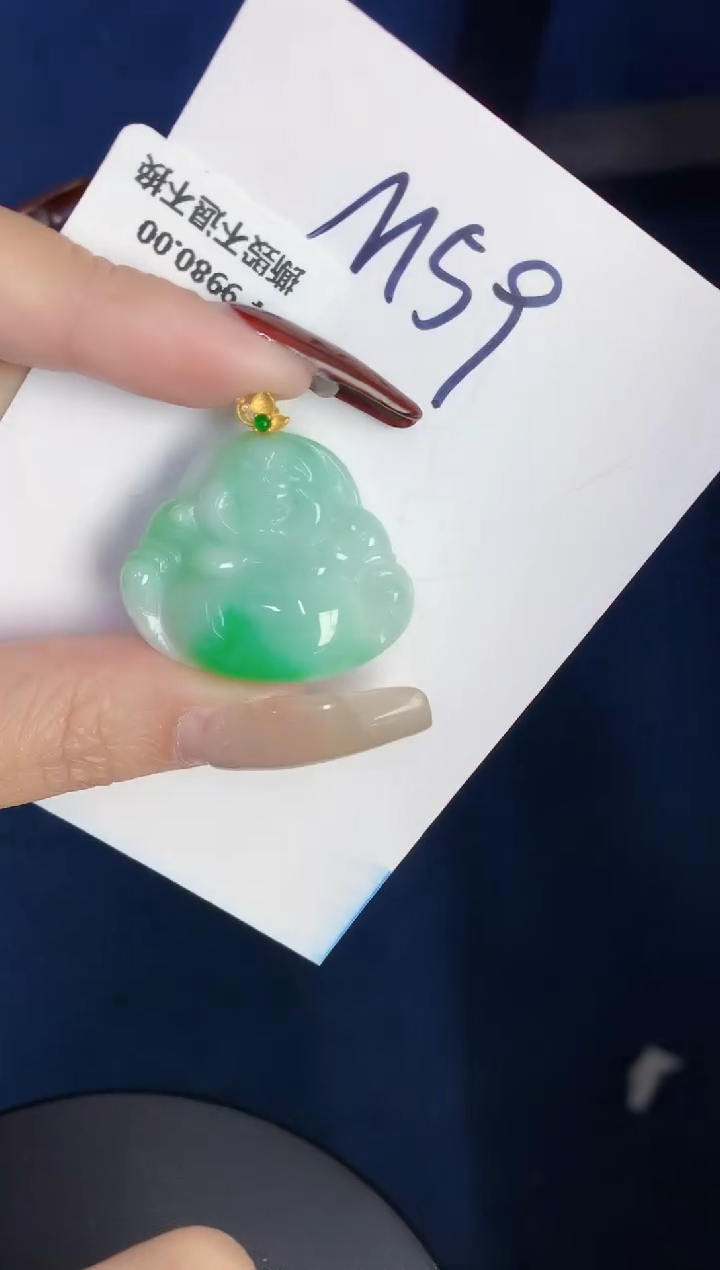 【闪购商品】翡翠颈饰18K金镶嵌0000000000