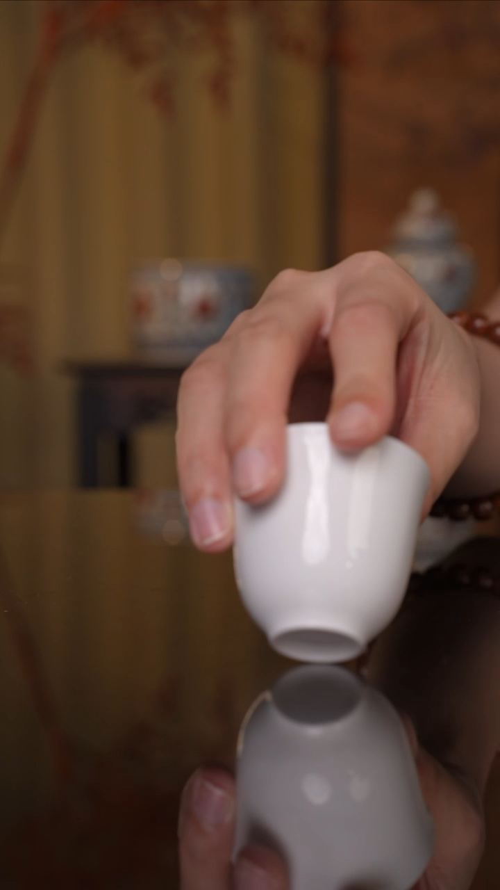 景德镇影青陶瓷铃铛杯白号