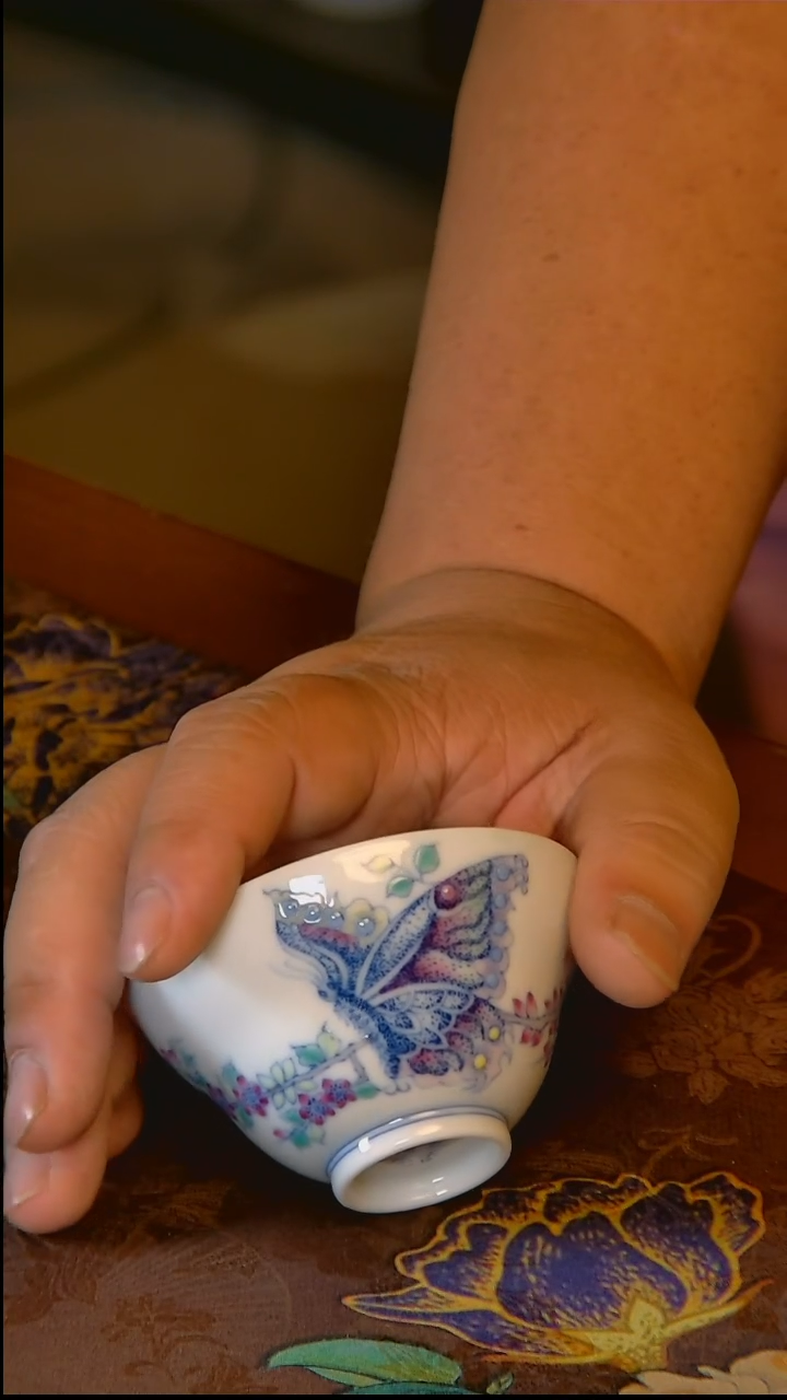 杯手工手绘杯杯很美丽