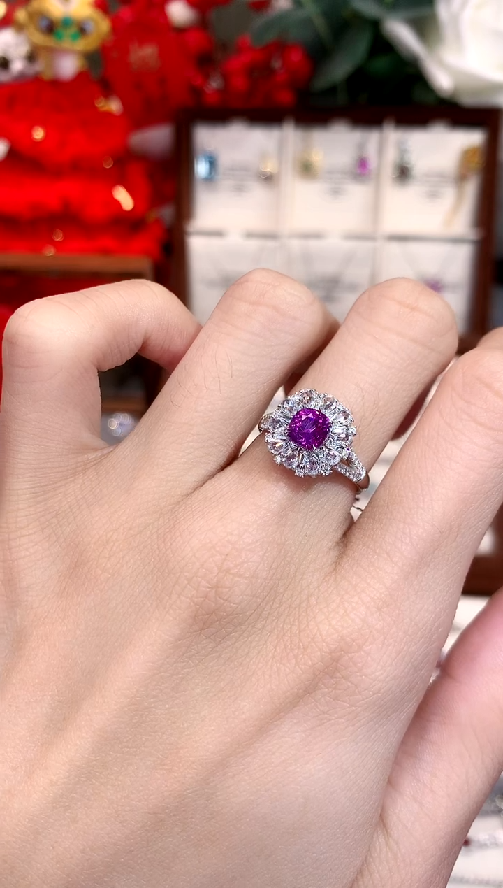 【闪购商品】彩色蓝宝石戒指18K金镶嵌1.53ct/天然宝石/七天无理由