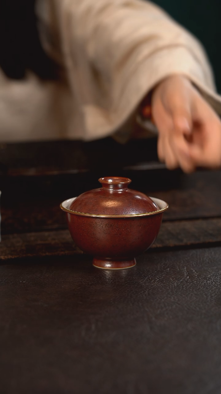 【闪购商品】杯聚澜堂红金花卷边盖碗