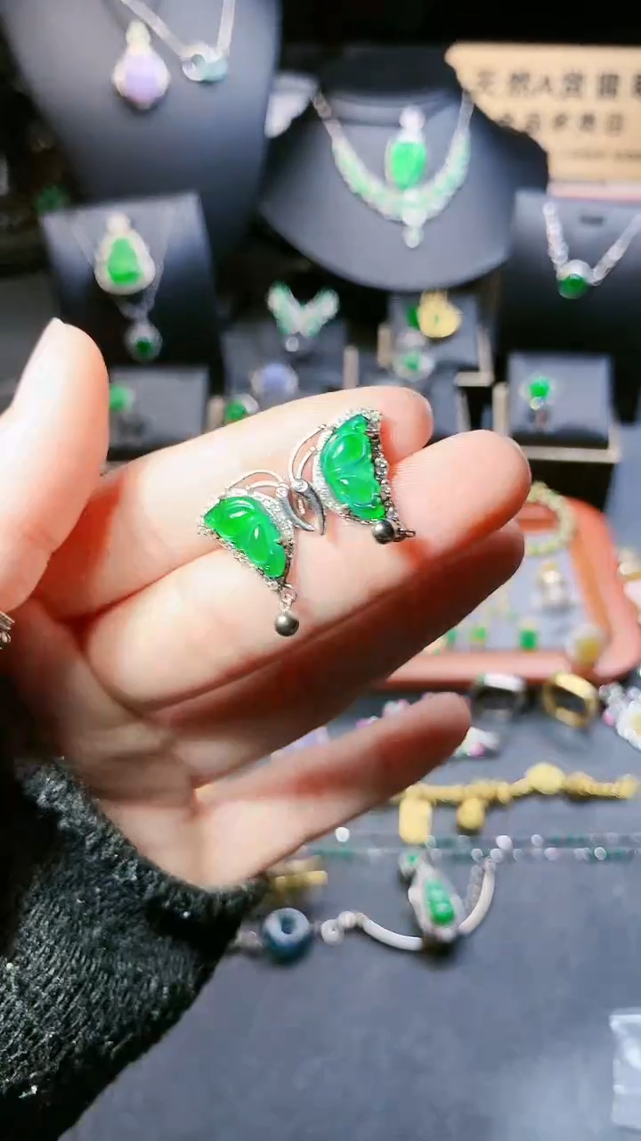 【闪购商品】翡翠耳饰银S925镶嵌耳饰