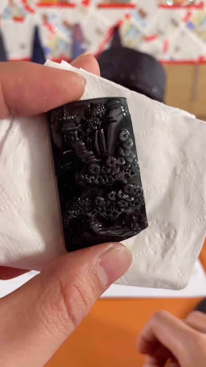 【闪购商品】翡翠颈饰未镶嵌天然翡翠a货吊坠 