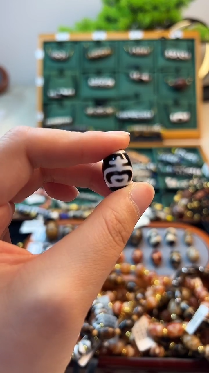 玛瑙/玉髓（覆膜）颈饰未镶嵌72（微瑕随机发货）