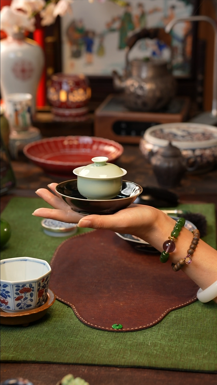 盖碗+微瑕壶承景德镇福利