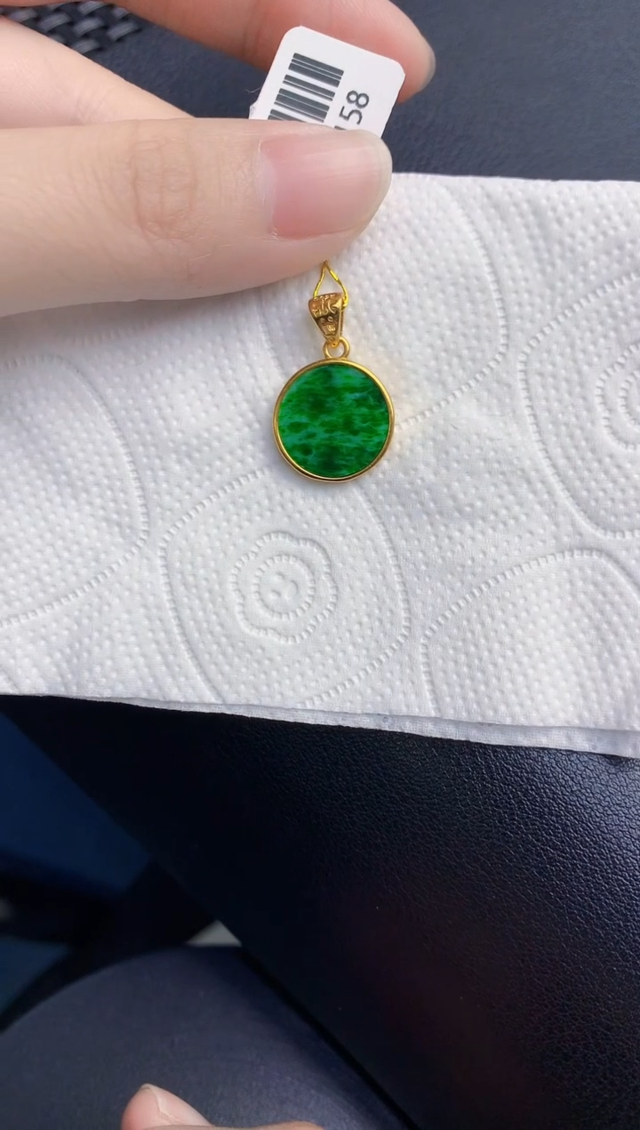 颈饰未镶嵌翡翠天然翡翠缅甸A货