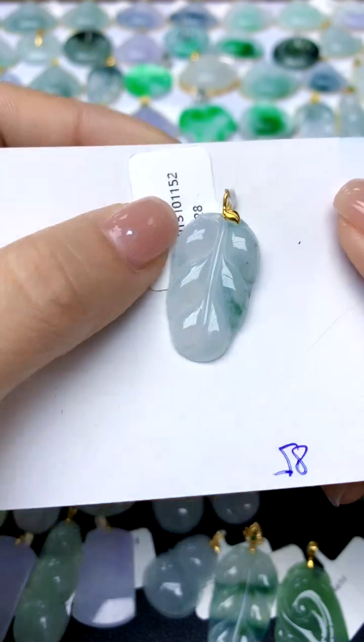 【闪购商品】翡翠颈饰18K金镶嵌85天然A货翡翠