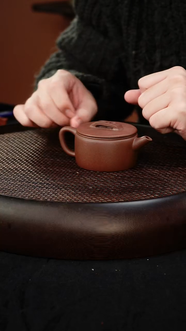 茶壶紫砂汉瓦 底槽清