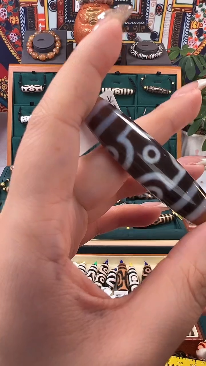 玛瑙/玉髓（覆膜）颈饰未镶嵌55.（微瑕）