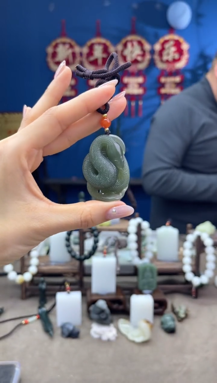 【闪购商品】和田玉颈饰未镶嵌1