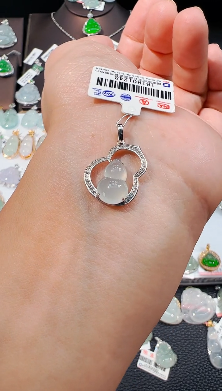 吊坠(不含链)18K金镶嵌翡翠葫芦吊坠1248