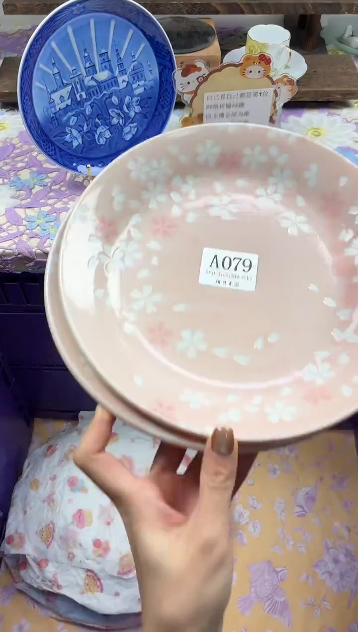 瓷片鹅****）                A079