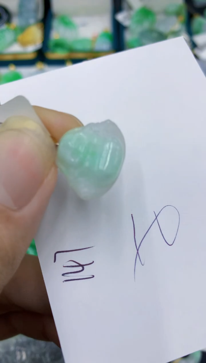 翡翠未镶嵌颈饰1111111111