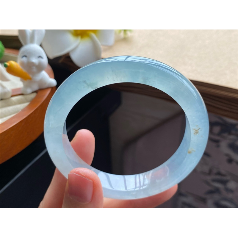 1111期10489号52.2-11.8-8 冰近高冰 强荧光 起钢光的冰晴种水镯