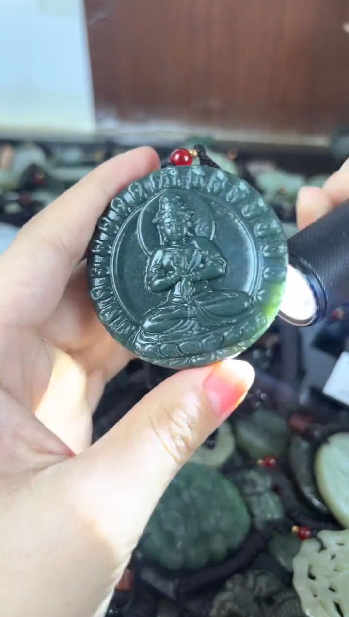 【闪购商品】和田玉颈饰未镶嵌1