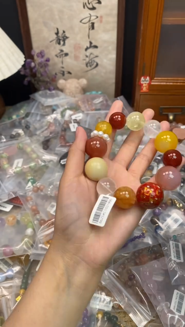 未镶嵌玛瑙手饰249