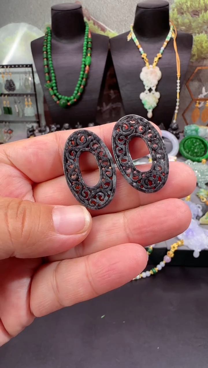 【闪购商品】翡翠颈饰未镶嵌牌子