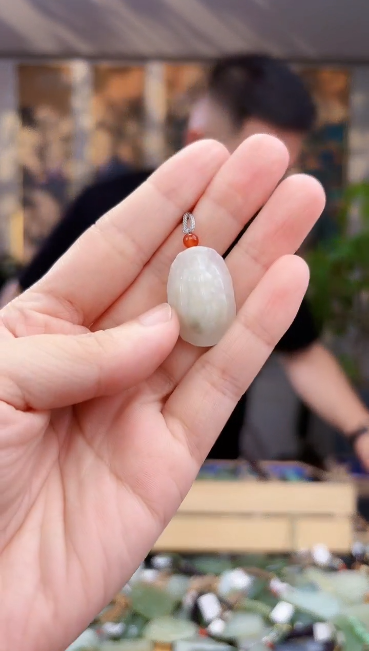 和田玉未镶嵌挂件拍一发一