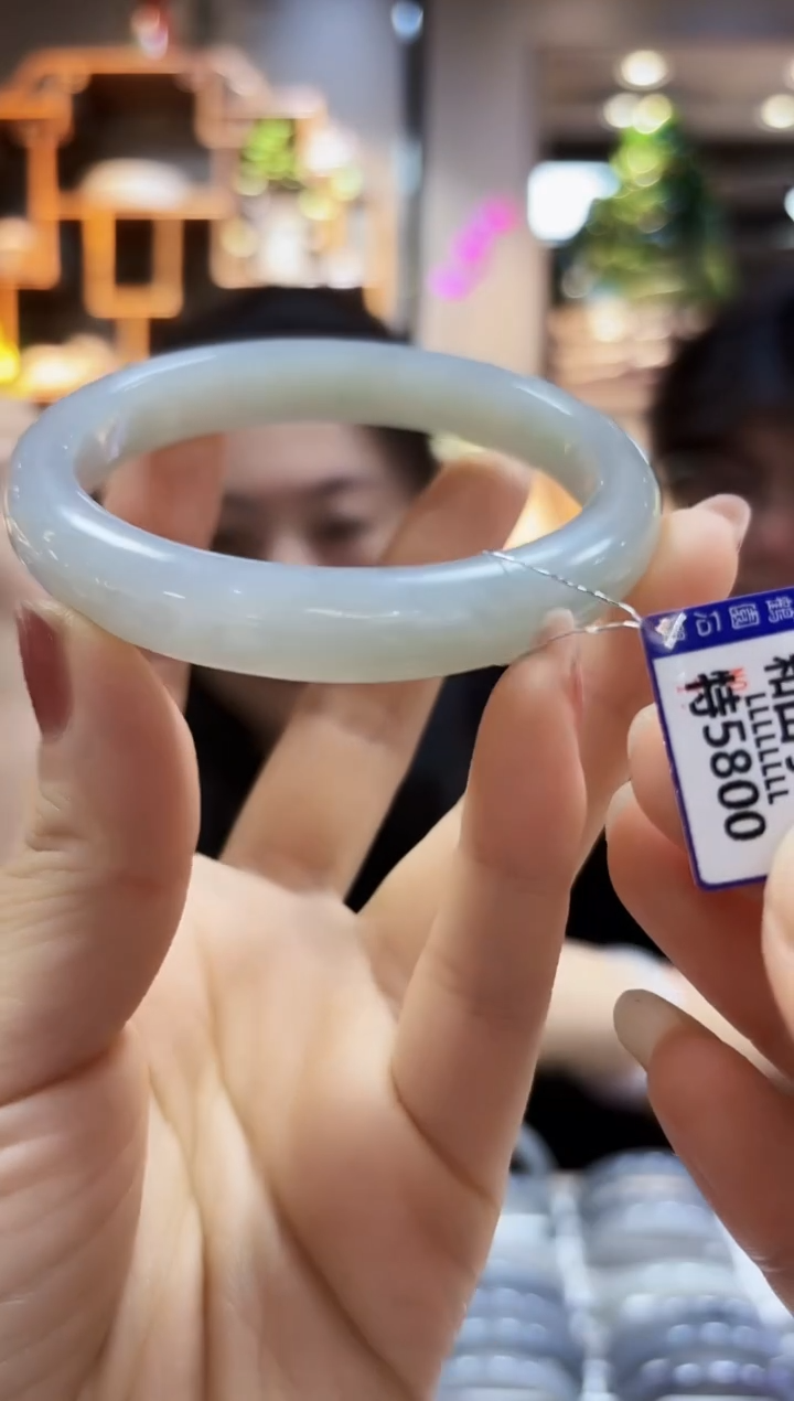 【闪购商品】和田玉手镯未镶嵌61.4