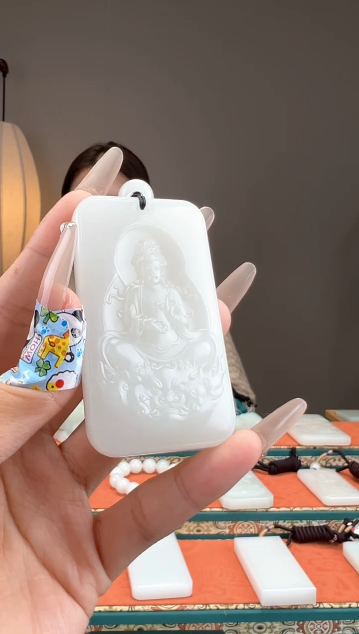 【闪购商品】和田玉颈饰未镶嵌1