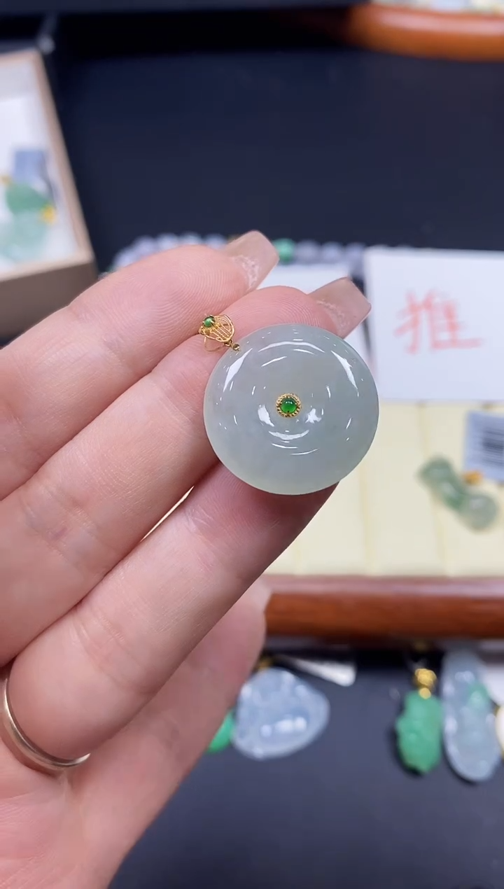 吊坠(不含链)18K金镶嵌翡翠平安扣18K金扣镶嵌@@CMT