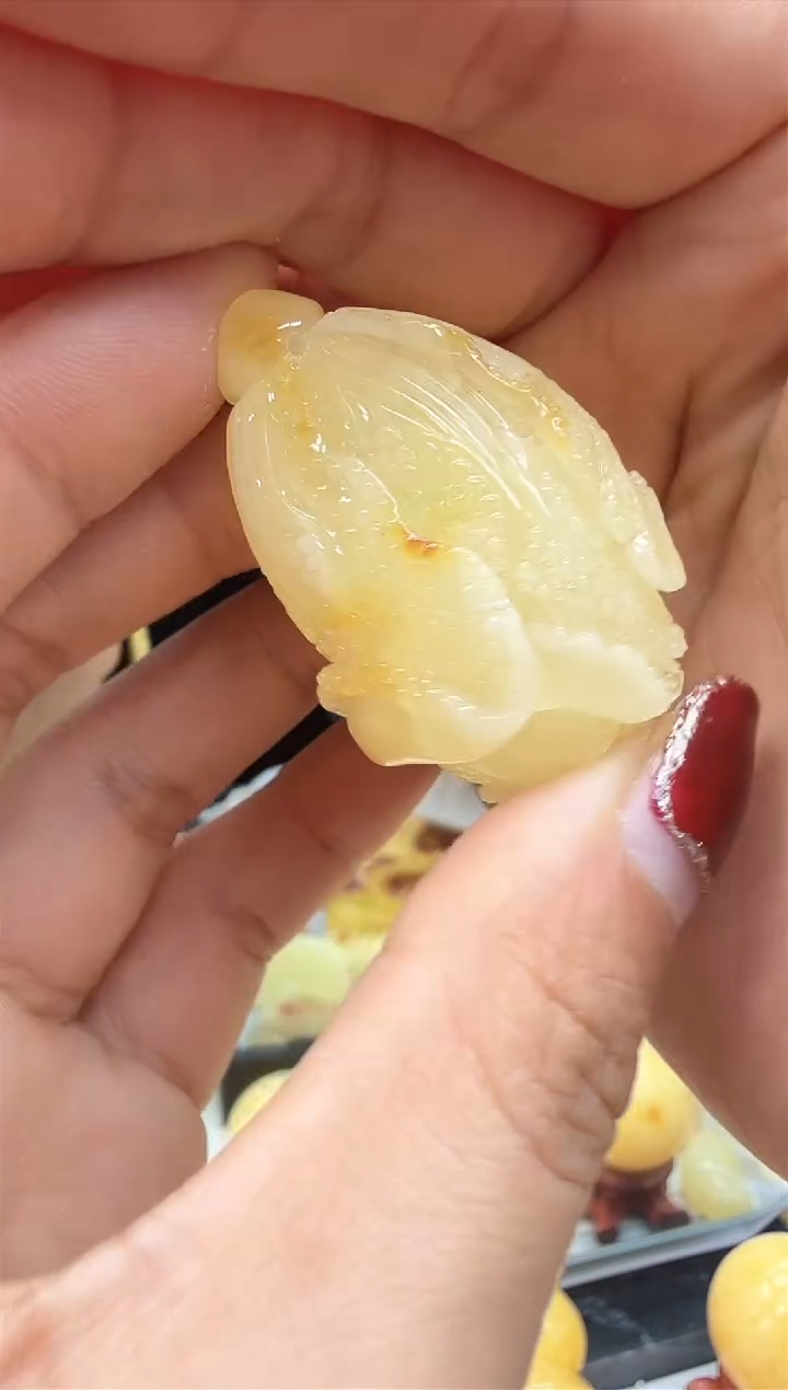 【闪购商品】琥珀裸石未镶嵌挂坠