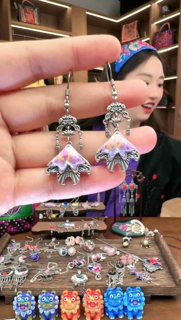 【闪购商品】织绣237黔东南苗族刺绣