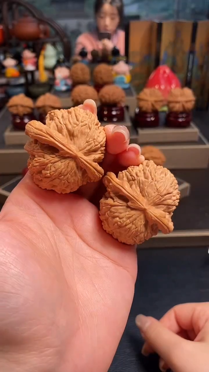 文玩核桃吊坠A140白狮子45