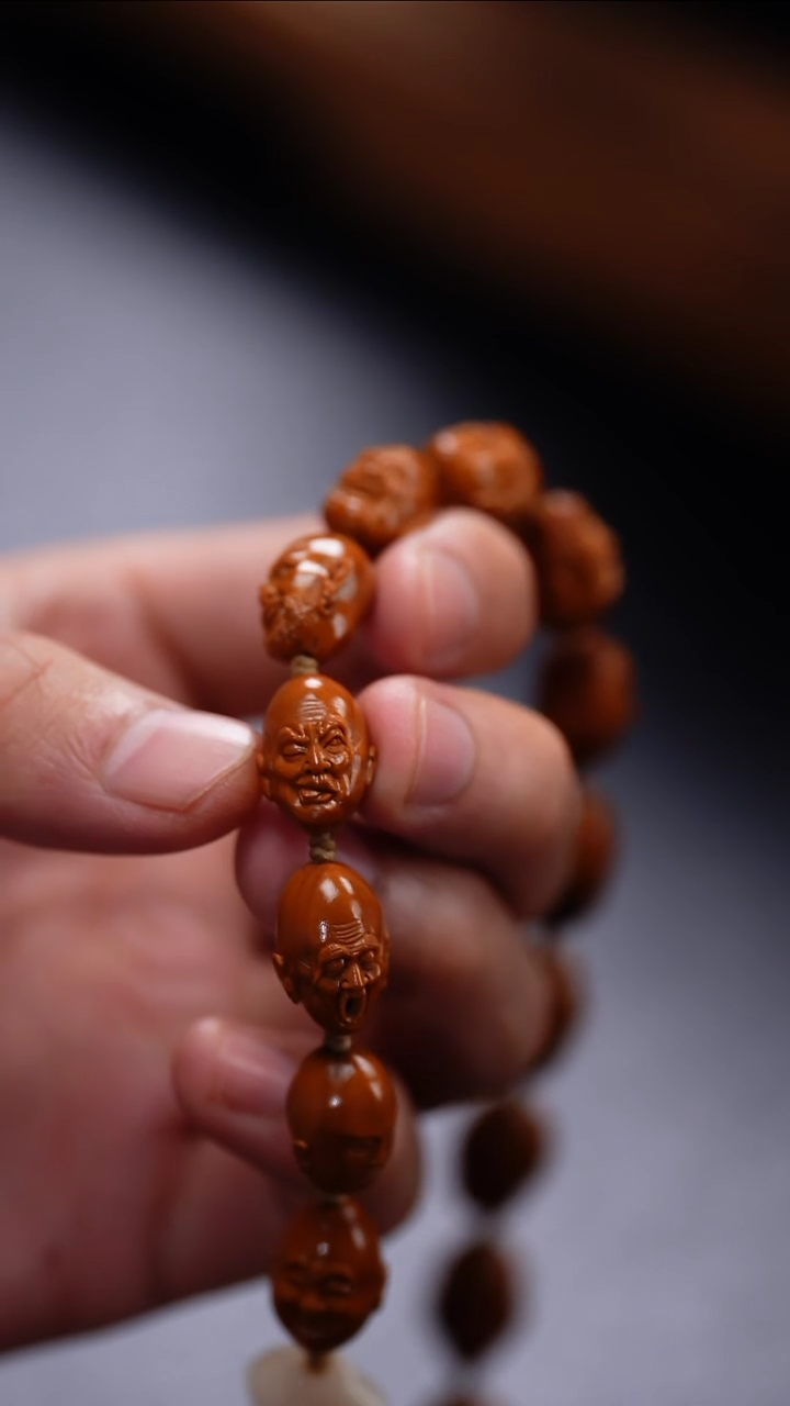 【闪购商品】橄榄核吊坠更厉害