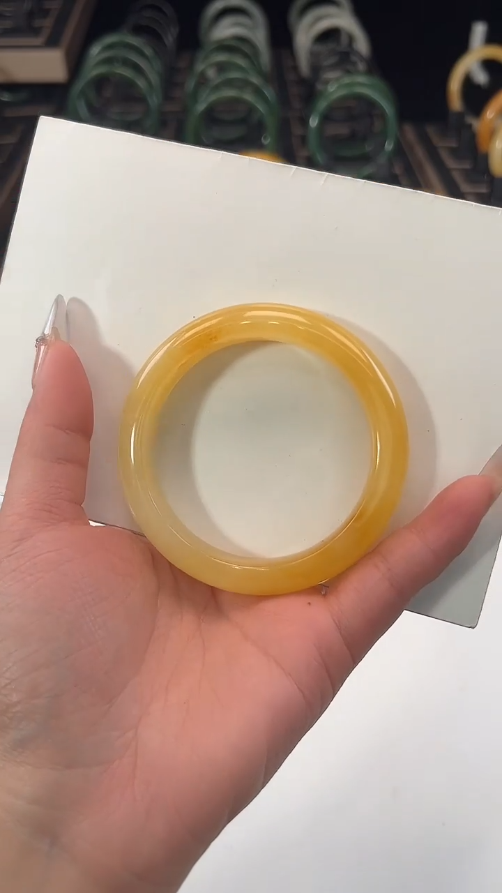 未镶嵌石英质玉（黄龙玉）手镯56圈口010