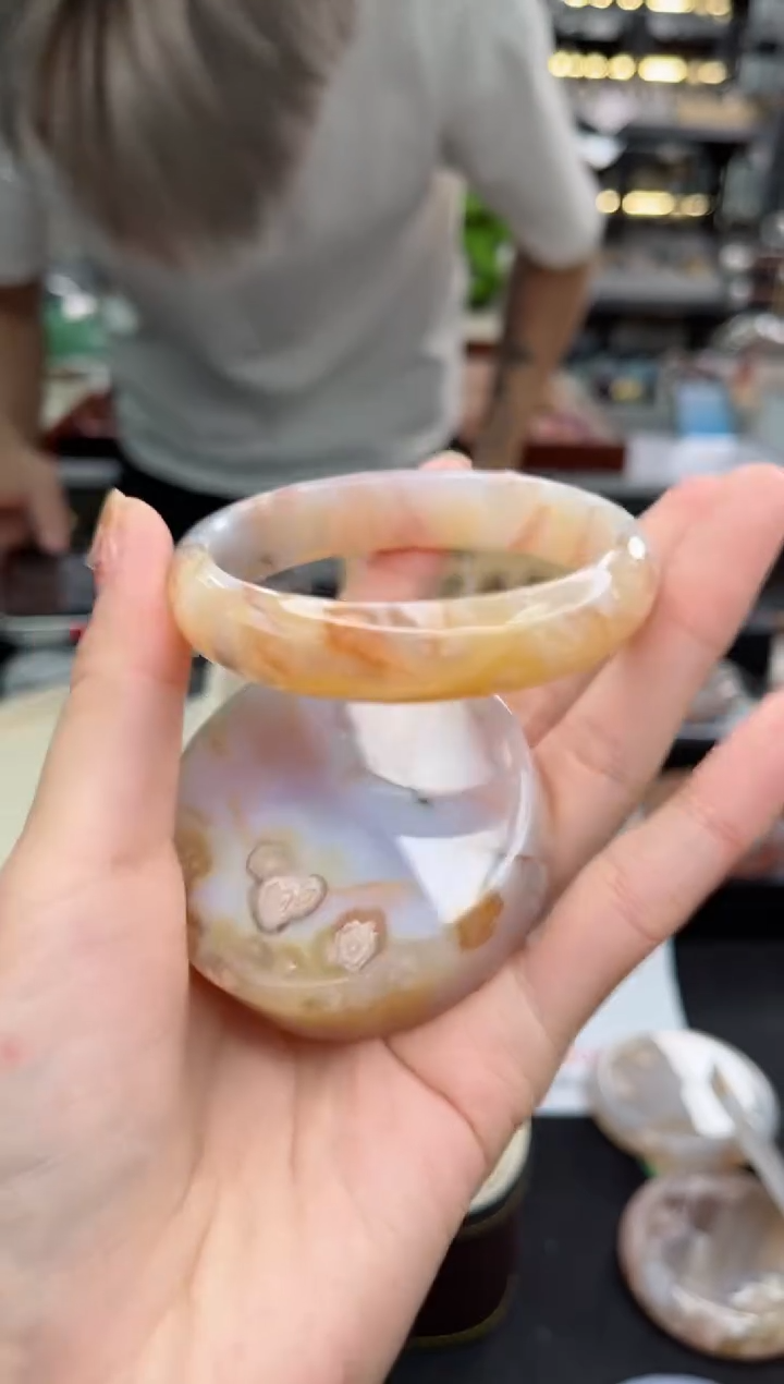 【闪购商品】石英质玉手镯未镶嵌58圈口（赠品镯心）3572241