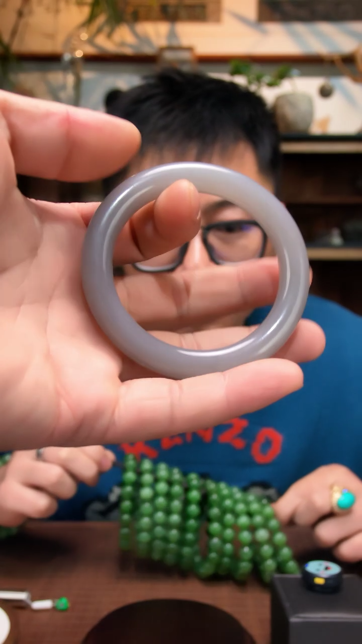 未镶嵌手镯和田玉11和田玉手镯XE04987