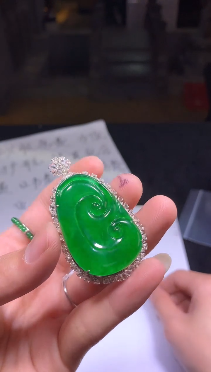 【闪购商品】翡翠颈饰18K金镶嵌6009286/1993/多样性发/1件