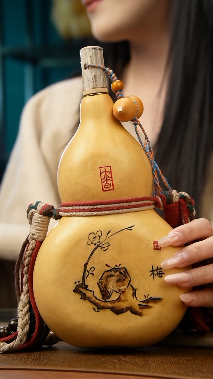 气****妞热水酒葫芦一物一拍D410