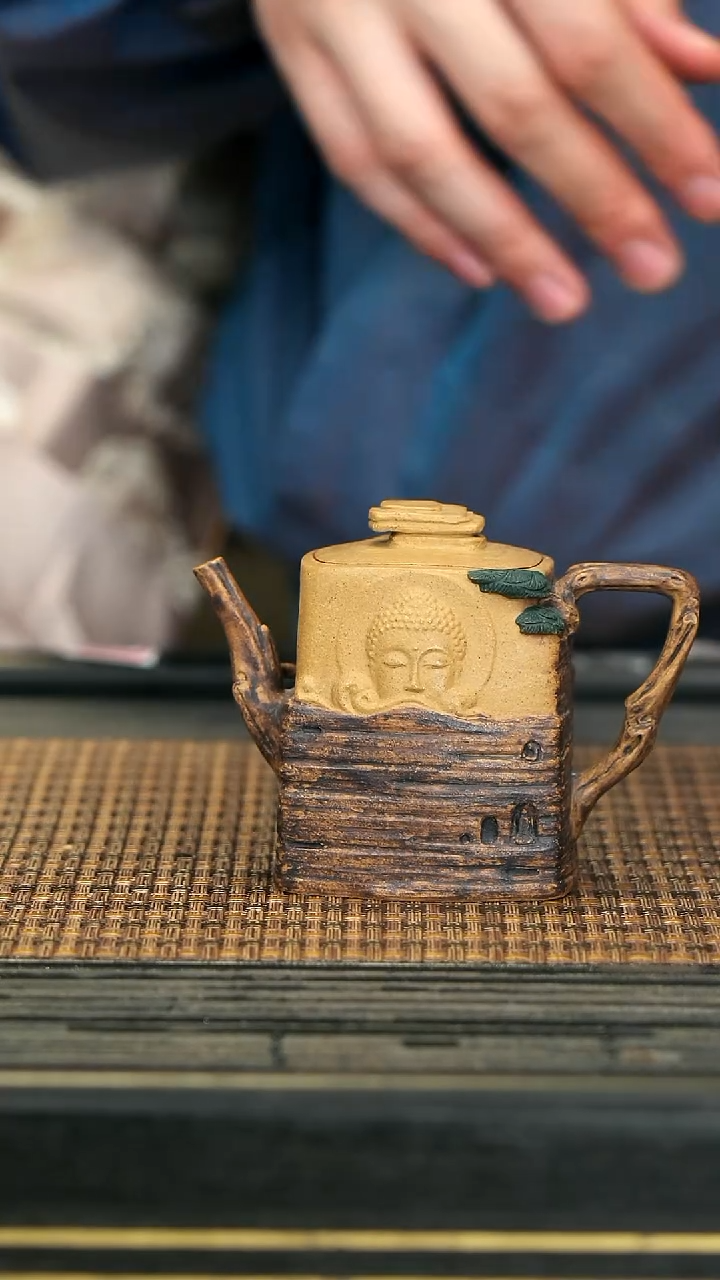 【闪购商品】紫砂茶壶WXT25石窟禅松 黄金段